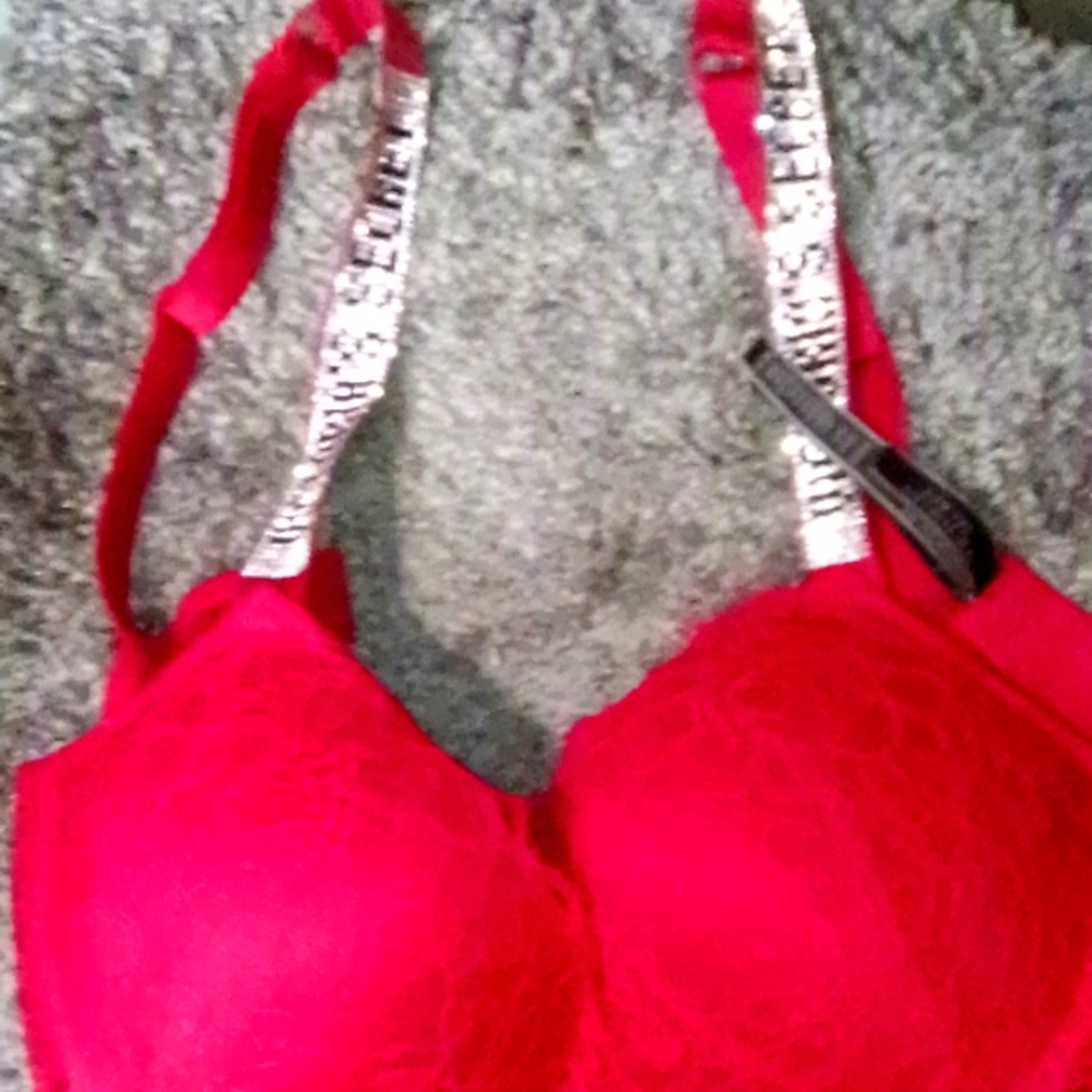 Victoria's Secret Bombshell Push-up bra